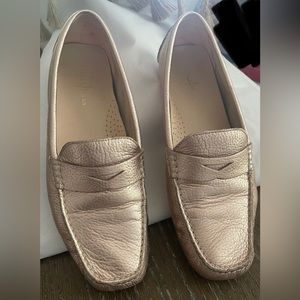 Cole Haan Trillby Metallic Rose Gold Leather Penny Loafer Moccasin. Size 9B.